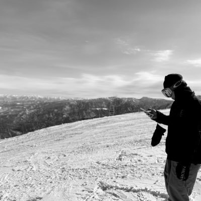 a_ra_ko_u_4's profile picture. snowboarder/medical technician