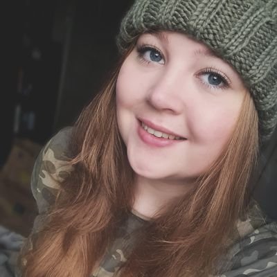 Rhiottv's profile picture. Rhiannon :)
she/her