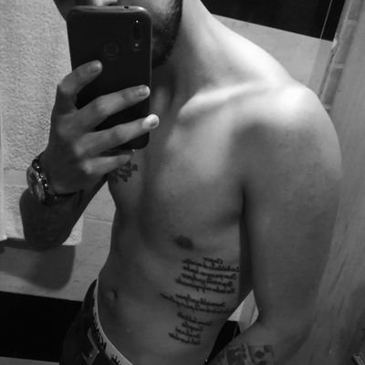 Johnbramirez30's profile picture. 