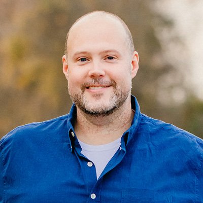 Chief Creative Officer @Edge360Creative. Web Developer, Screen Printer, Entrepreneur, Change Instigator, Weather Geek, Firefighter. I love coffee and nature.