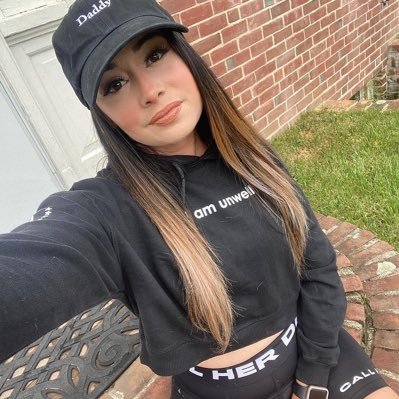 tiffany73260171's profile picture. 