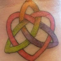 QueenOfHearts (@love2smile0169) 's Twitter Profile
