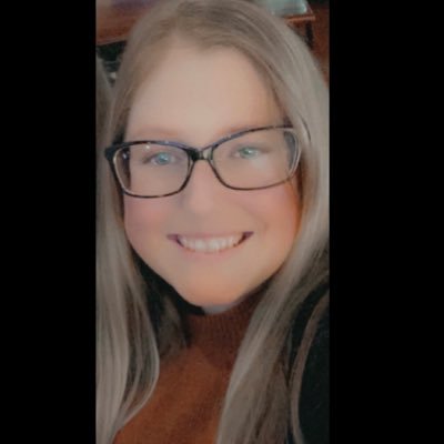 SDHSMsRobbins's profile picture. Hockey. Family. Educating. 💙🤍