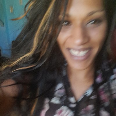 NADIAGISELASI10's profile picture. MI NOMBRE ME DA FELICIDAD