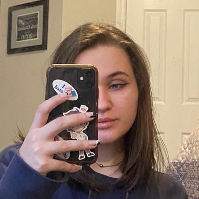 stellaktl's profile picture. 🇧🇦 | unc ‘24 | she her