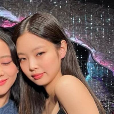 jenniesbossbtch's profile picture. We some bitches you can't manage - Jennie Kim