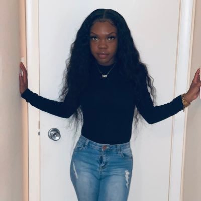 Blessed 🙏🏾 . 27 Ma’KenzieDeAsia 👧🏽 . TyLerJhene’ 👶🏽Snap: bri_anna218 .