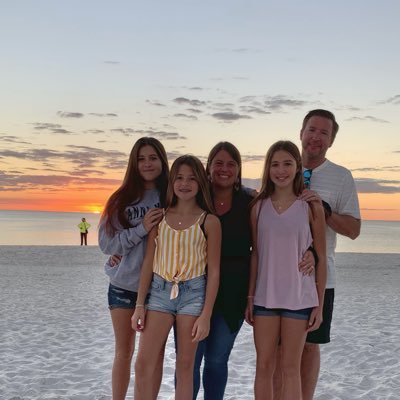 iucole's profile picture. Mom - Wife - Tourism Marketer
IU Bloomington grad
SB Native - Sun lover