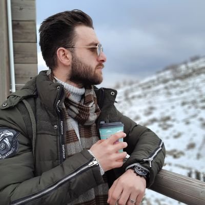 - medical doctor
- content creator
- public speaker
Manchester United 😈