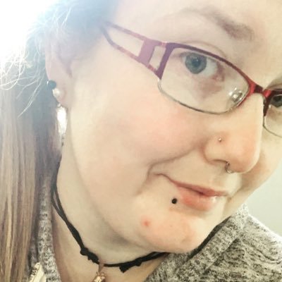 22 ⢠wife ⢠fur mama ⢠mommy š ⢠reading ⢠crochet ⢠music