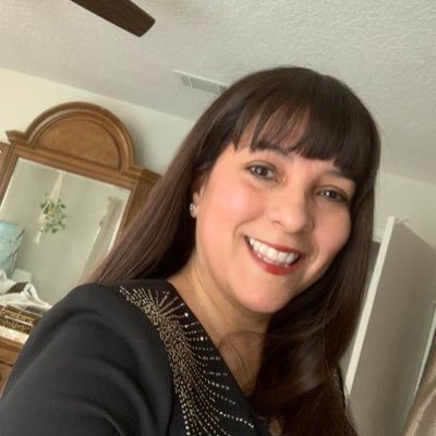 IvonneShad's profile picture. School Culture Specialist for Duval County Public Schools ❤️👩🏻‍🏫📚