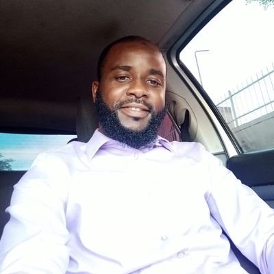 I'm an enterprenuer, a mass communicator, freelancer, poet, social critic, creative writer, easy going and most of all I detest injustice. (New Account).