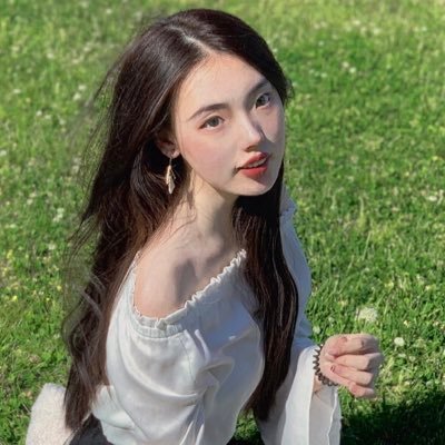 HuangXiening's profile picture. Women in Cloud | UX Researcher| ITI DCIM ｜Dancing | Photography | Game Design | Voice Actress | ENFP |🎢🎡🧋🪂🧘🏻‍♀️🩰🎆🌄♌️