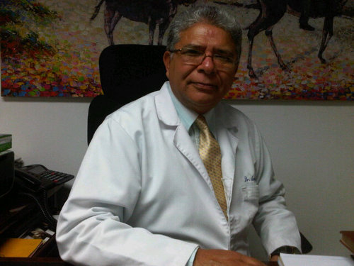 Médico Cirujano egresado de la ULA Mérida en 1980
Hispano Venezolano