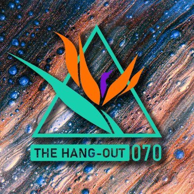 The Hang-Out 070 biedt een veiligere plek aan voor queer mensen, met een focus op BPOC. 
The Hang-Out 070 is a safer space for queer people, w/ a focus on BPOC.