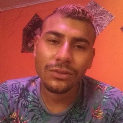 HenriqueHendrew's profile picture. sou engraçado e fasso piada com tudo