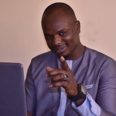 Community manager Gestionnaire et management de projet Responsable Clubs POPDEV du Senegal Teranga Media Production Teranga Style G4.0Service