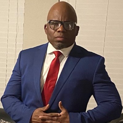 Tech CEO
- Cybersecurity
- Fintech
- HealthTech
'Passionate about developing solutions to address real world challenges'
Retired Military Officer