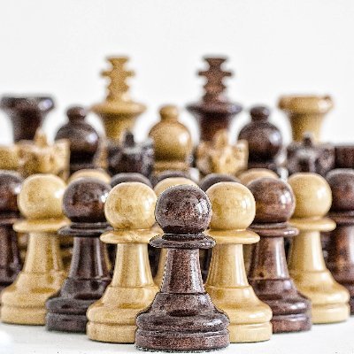 I'm an economics PhD student and the creator of RealPuzzles, an app that allows you to upload your past chess matches and play puzzles based on your own games.