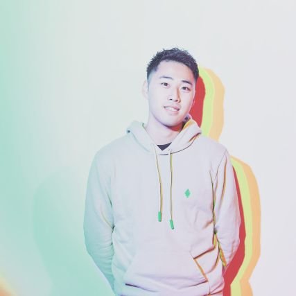 momi_curry's profile picture. 早稲田大学を卒業しました(26)/カレーより浜辺美波の方が好きです。