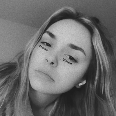 Paige_blakely's profile picture. she/her