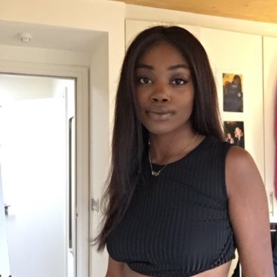 Loyzaloy's profile picture. #JO living in your mind rent free | creator| maker of things 🪐|she/her