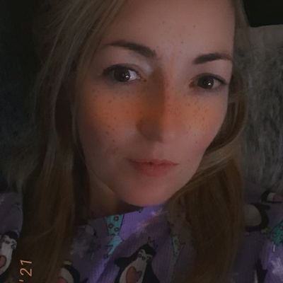 Jeannie__B's profile picture. Hmmmmm I like to whinge, I like to waffle, I like a laugh and a blardy good cry. I love to love, and love to hate. Thats me in a nutshell :) xx