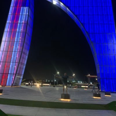 JaderAndresMart's profile picture. Empresario