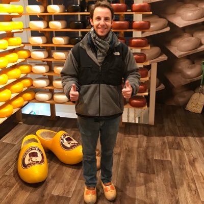 RossMelen's profile picture. @UnivOfKansas (B.S.) | @CSULB (M.A.) | @unevadareno (M.Ed.)  *opinions are my own*