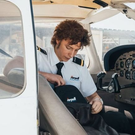 rafacarot's profile picture. 