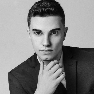 johniadeluca's profile picture. CEO of Banz Capital