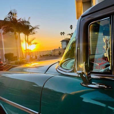 MrSwollinger's profile picture. 