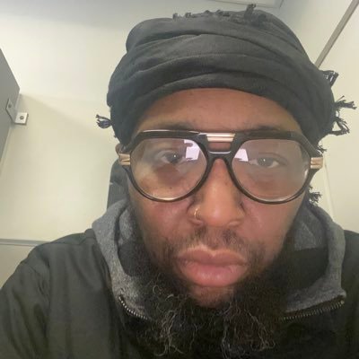 merk_talib's profile picture. live now die later