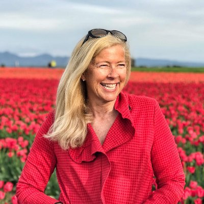 Mother of three, author, teacher, leadership coach, and co-founder of https://t.co/2c7enU8mb1. Traveling the world since 2013. Resources to enrich your life.