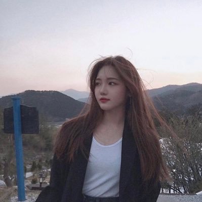 sb05rst18's profile picture. 