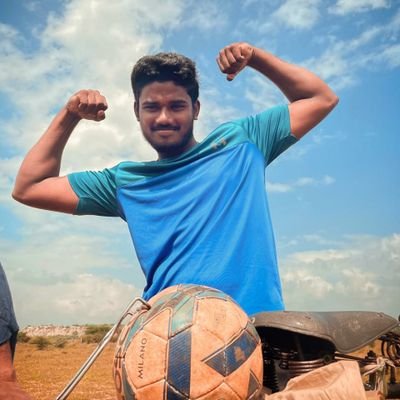 Player by birth winner by ATTITUDE💥
KABADDI en uyir moochu😘
wanderlust😎#