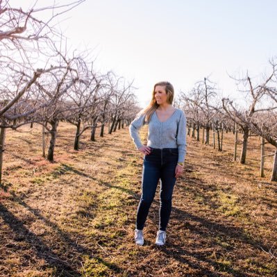 Southern IL born & raised on my family's farm. Minneapolis living & working in Ag Sales. Proud ILLINI alum. Thankful for good food & fashion. Tweets are mine.