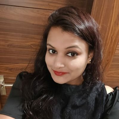 CS Heena Agrawal Profile