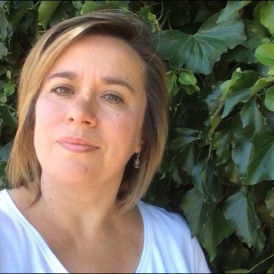 susanaayalaes's profile picture. La Susan Leibovitz de las biografías digitales.📸Tu sobre mí no es literal pero te emocionará. 🙃 Mi misión es que tus historias cautiven. 🧲