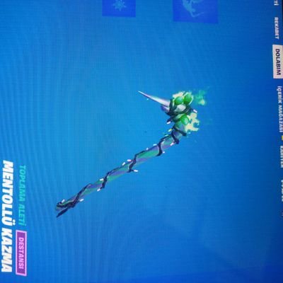 #フォートナイト
マーベルのツルハシ持ってる人Dmきて