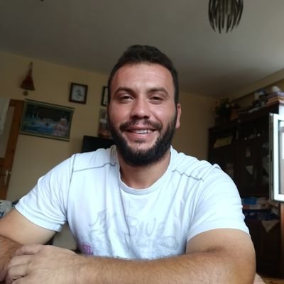 ImatTask's profile picture. Hayat sevmekten ibaret. Tabi sevgiyi hak edecek kişi varsa !!!