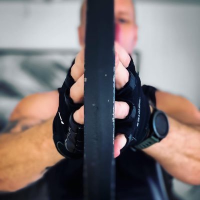 Gym addict, above all 💪🏻 Working out 7 days a week. Healthfreak 🍏, software integrations specialist. Crypto addict 🚀 #Bitcoin ⓣ
