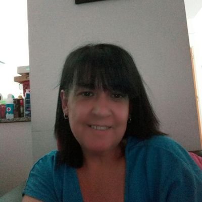 lachichu2020's profile picture. amores de mi corazón 💚 😘