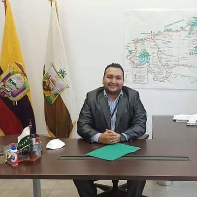 DaniloEcheveria's profile picture. Abogado. Mgs en Derecho Constitucional. Mgs Dirección de Gestión Pública. Ex Comisario de Policía de Quininde. Ex Director Provincial ANT Esmeraldas