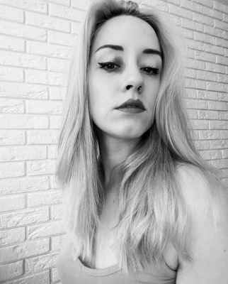 reksia_'s profile picture. Nowopoznanym osobom ciśnie się zawsze jedno pytanie do mnie. Wystarczy spojrzeć.