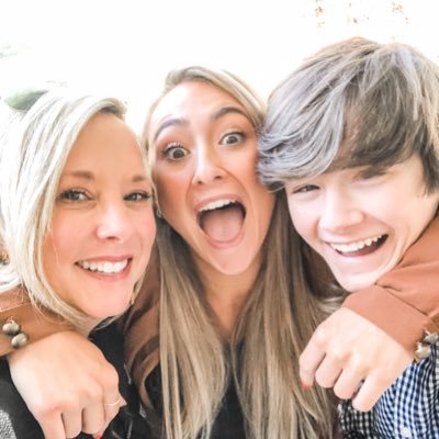 mommawesty76's profile picture. 💙