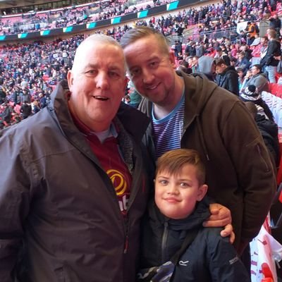 Aston Villa sth, home and away goer. loves horse racing particularly NH
proud dad of 2 even prouder grandad of 5.