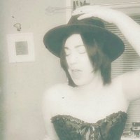 katie davies (@dayglowpunk69) 's Twitter Profile