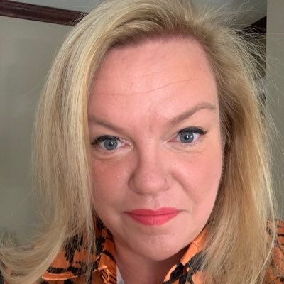 Vice President for amazing woman and family owned company, Hand-washing connoisseur, All sports fanatic, food and wine lover!! RIT alumna & all around