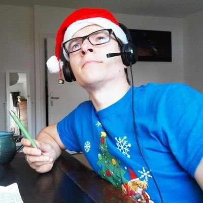 DocFox4's profile picture. ad astra